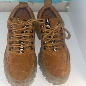 Brown size 8 sneakers